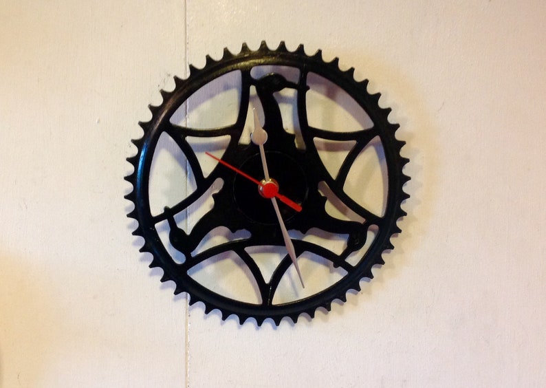 Recycled Bicycle Gear Cog Made Into a Clock - Etsy