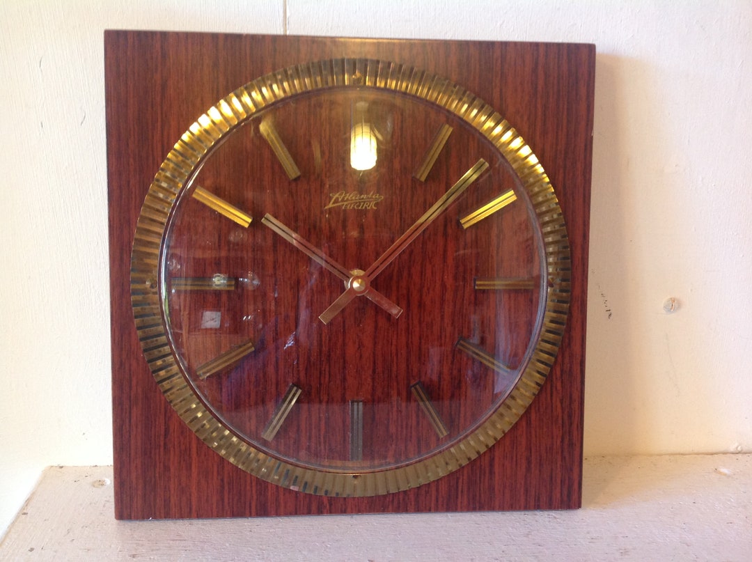 Vintage Square Wall Clock Battery Operated Etsy
