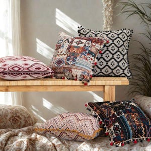Luxurious Boho Moroccan Cushion Cover 45x45cm, Textured Floral Knitted Pillow Case for Sofa & Armchair, Traditional Oriental Seat Decor