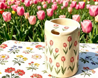 Handbemalte Keramik Reisebecher, Tulip Floral Sip Cup, handgemachte Keramik Kaffeebecher