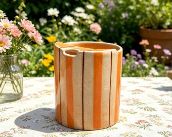 Gestreifter Reisebecher, To Go Keramikbecher, handgemachte Keramikbecher, handbemalte Schluckbecher, Reisebecher Kaffeetasse Einzigartiges Geschenk für Sie