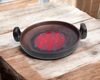 Cuenco de cerámica de lava gruesa vintage alemán con asa de 25 cm de diámetro para frutas y queso, década de 1960, mediados de siglo.