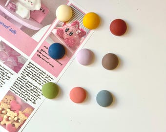 5pcs Colourful Matte Magnet Set: Neutral Coloured Fridge Magnets For Kitchen Decor, Daisy Whiteboard Magnets, Minimalist Office Accessory