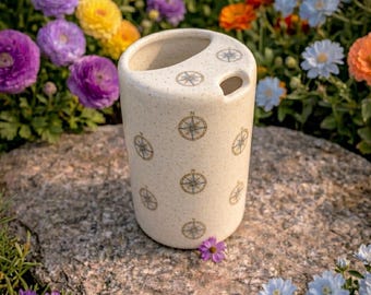 Taza de viaje pintada a mano, vaso de café de cerámica hecho a mano, taza de cerámica para llevar, regalo de cumpleaños y de Navidad para ella.