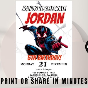 Könnte beinhalten: Eine Geburtstagseinladung mit einer Illustration eines Superhelden. Die Einladung lautet "Feiern Sie mit uns Jordan" mit Veranstaltungsdetails. Der Text "5. Geburtstag" wird angezeigt. Die Einladung enthält Datum, Uhrzeit und Ort.