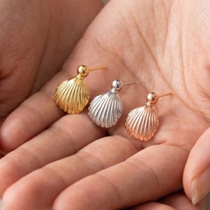 925 Sterling Silver Seashell Stud Earrings, Small Shell Earring Studs, Tiny Gold Ocean Earrings, Minimalist Summer Beach Jewelry Gift