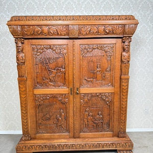 Peut inclure: Panneau en bois rustique avec l'inscription "Welcome to our home" en lettres blanches. Le panneau présente une finition vieillie et un design simple et accueillant, idéal pour la décoration d'entrée.