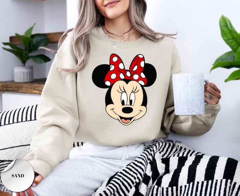 Puede incluir: Un juego de tres cuencos apilables de cer&aacute;mica en tonos azul, verde y blanco. Los cuencos presentan un dise&ntilde;o moteado y tama&ntilde;os variados, perfectos para la preparaci&oacute;n o el servicio de alimentos.