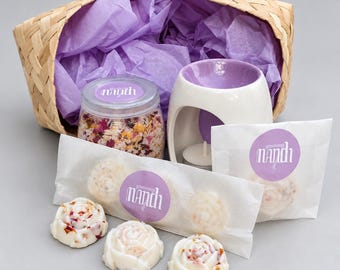 Javanese Mandi Ritual Gift Set | Ceramic Burner, Wax Melts, Bath Salts (Bamboo Box)