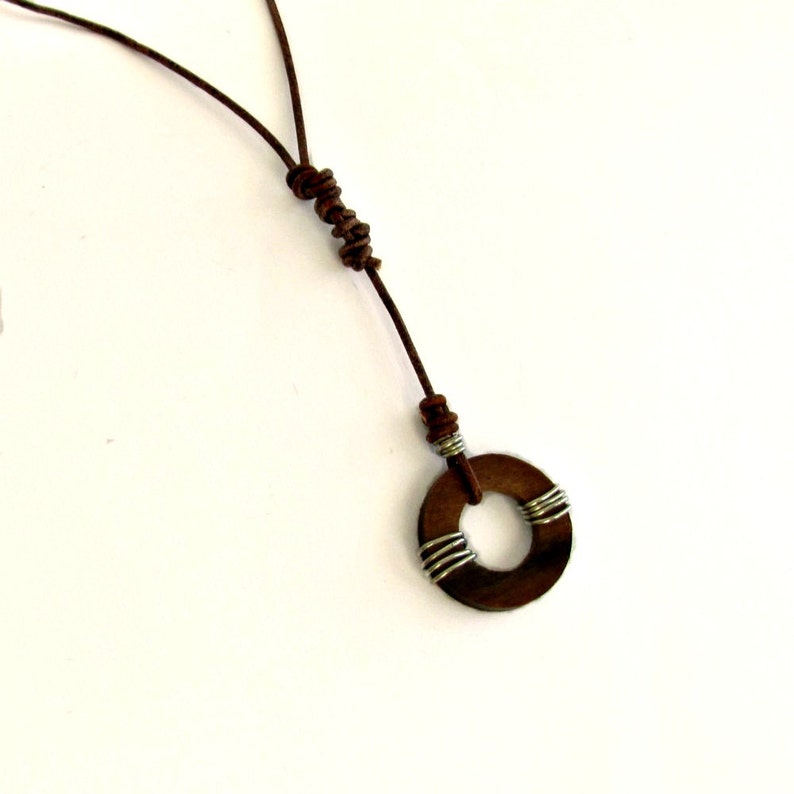 Wood Necklace Circle Pendant Wire Wrap Circle Necklace Etsy