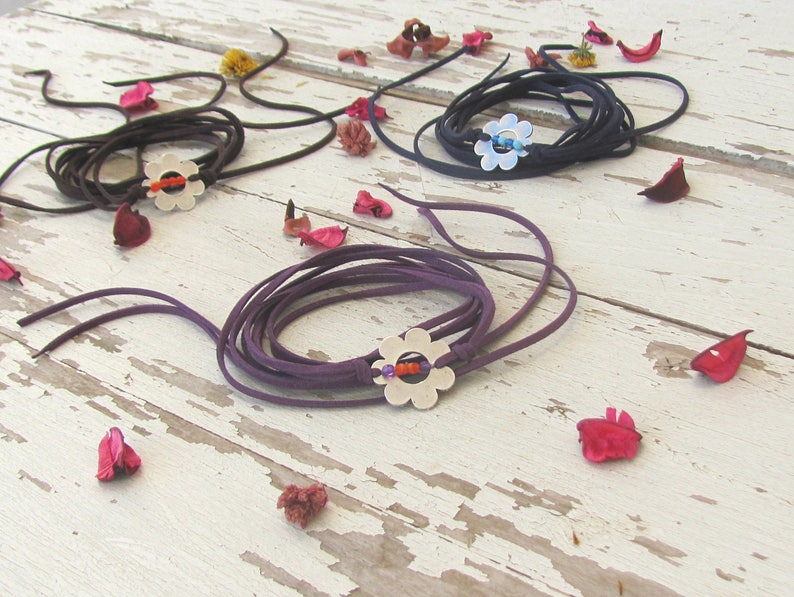 Flower Choker, Garden Wedding Jewelry, Nature Bridesmaid Gift, Set Leather Accessories, Bulk Bracelet, Daisy Lariat Necklace, Boho Wedding image 7