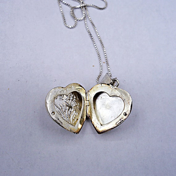 Sterling Silver Heart Locket, Vintage Etched Silv… - image 7