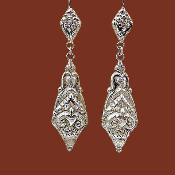 Embossed Silver Dangle Earrings: Lightweight Pier… - image 7
