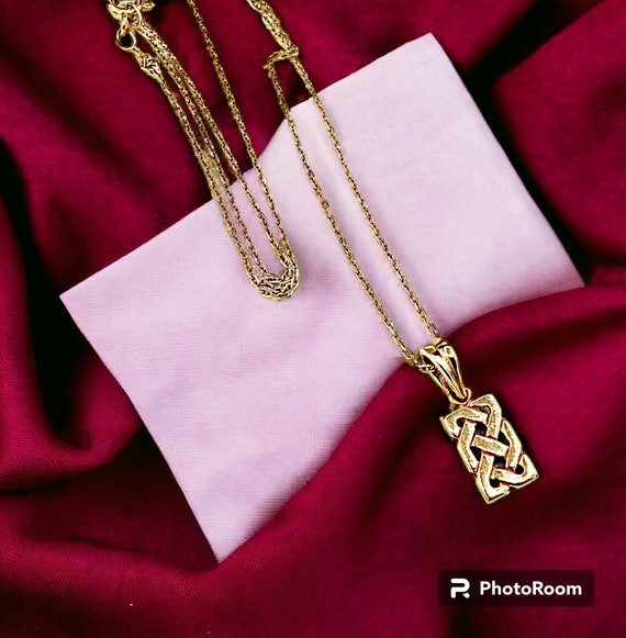 14k Gold Infinity Necklace, Minimalist Gold Charm 