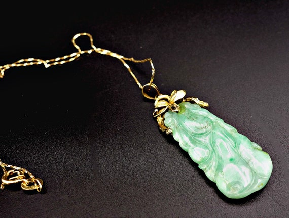 Carved Green Jade Pendant 14K Gold, Vintage Jade,… - image 10