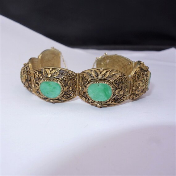 Lot - Vintage Yellow Gold, Jade Bracelet