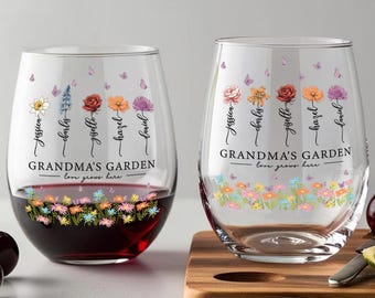 Custom Grandma's Garden Wine Glass, Personalized Name Stemless Glass, Floral Bouquet & Love Grows Design, Birthday Gift for Grandma