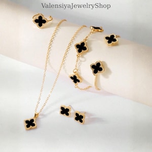 Van cleef bracelet silver and black - Etsy 日本