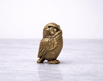 Vintage Brass Owl Statue, Retro Owl Figurine Decor, Brass Animal Sculpture, Wise Owl Desk Ornament, Rustic Shelf Decor, Vintage Home Accent