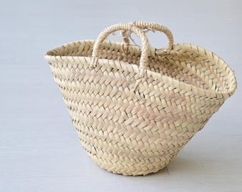 Bolso pequeño de paja, cesta de flores, cesta para damas de honor, bolso para damas de honor, cesta de paja, bolso de verano, cesta de flores para bodas, regalo para ella