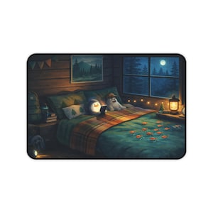 Cosy Cabin Nachtbed Scene Bureaumat | Maanverlicht bos, lantaarngloed