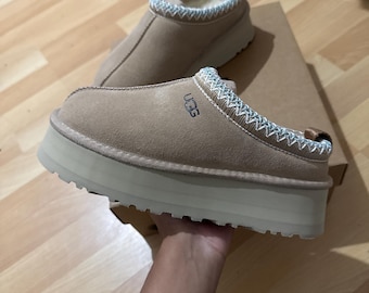 UGG Tazz Platform Slippers sand