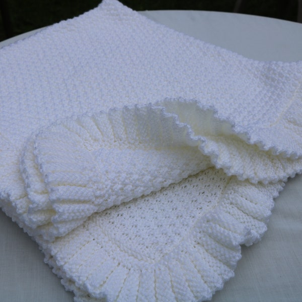 Knit Pattern Baby Blanket with Ruffle Edge. Knitting Pattern PDF. Baby Shower Gift diy. Baby Afghan. Christening Blanket..