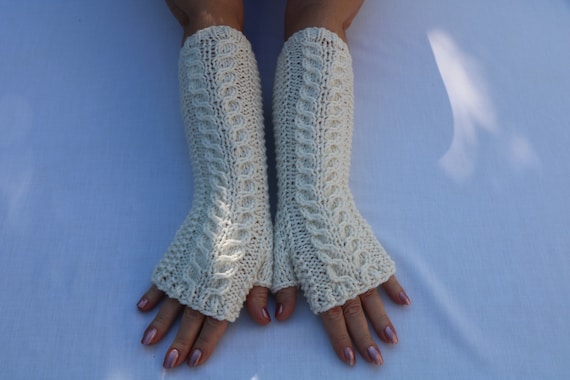 PDF Knitting Pattern - Cable Fingerless Gloves - Seagull Mittens. DIY Gift for Girls Women.