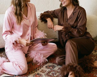 Bridesmaid Pajamas with Feathers, Long Sleeve Shirt and Pants Set, Maid of Honor Gift, Luxury Wedding Morning Outfit, Matching PJs