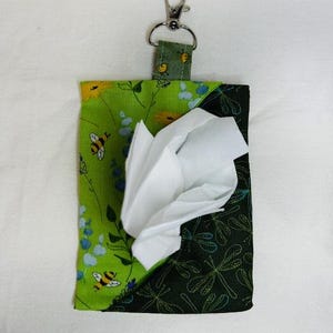 Tissuehouder of hondenpoepzakjeshouder Upcycle patchworkclip aan tas of draagtas