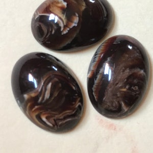 Eight gorgeous Italian acrylic cabochons - 18 x 13 mm - the swirled colors are called wood with pink matrix
