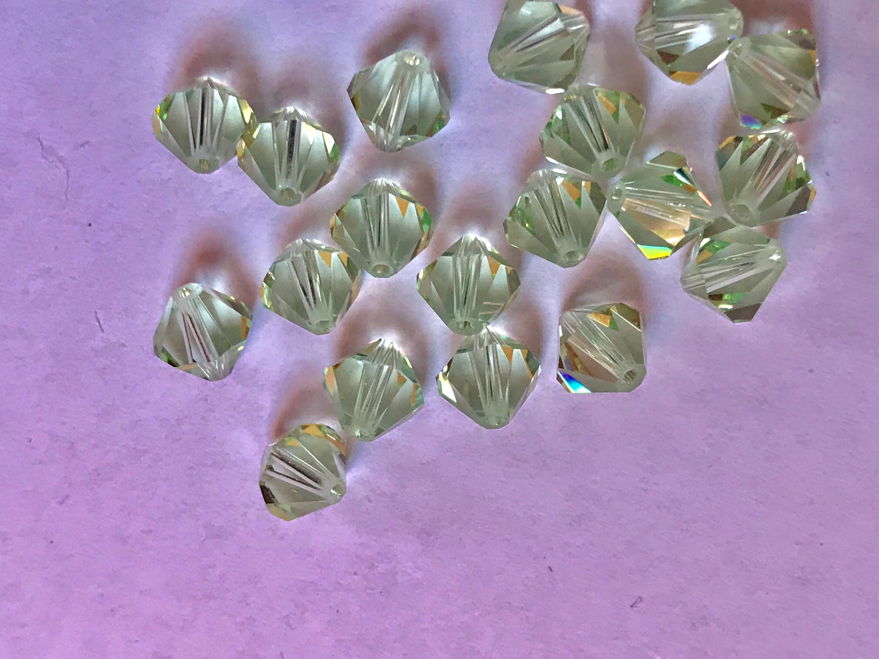 21 Beautiful Discontinued Swarovski Crystals - Art. 5301