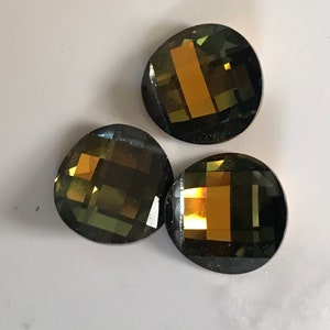 Two very rare vintage pagoda-shaped Swarovski crystal stones - Art. 4870 - 16 mm - effect color tabac