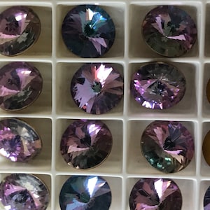 Six beautiful vintage Swarovski rivoli stones - art 1122 - 12 mm -  vitrail light