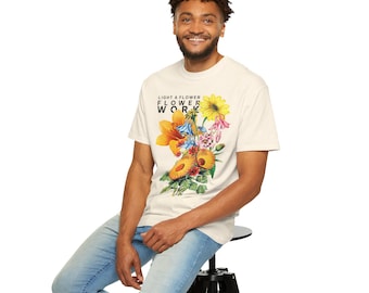 Camiseta vintage con estampado floral de flores silvestres