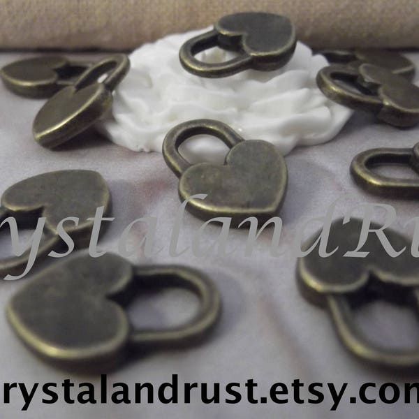 20pcs. Little Heart Lock Charms --- Antique Bronze Color --- CHM - 137