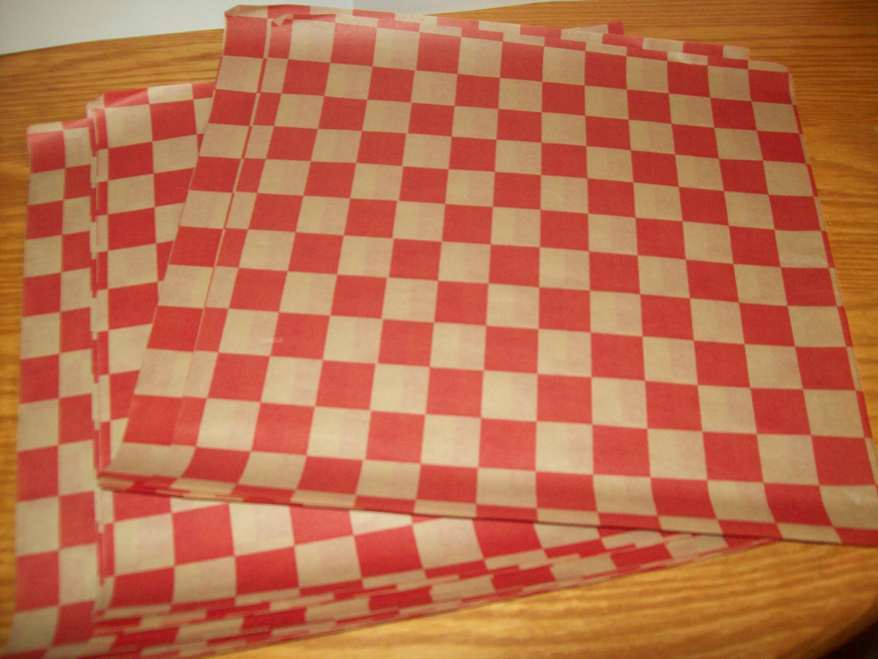 240 Sheets Checkered Dry Waxed Deli Paper Sheets Grease Resistant Food  Basket Liners Deli Wrap Wax Paper Sheets for Sandwiches - AliExpress