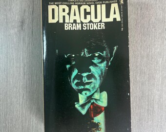 Dracula by Bram Stocker 1ST Lancer Edition 1970 paperback horror fiction book
