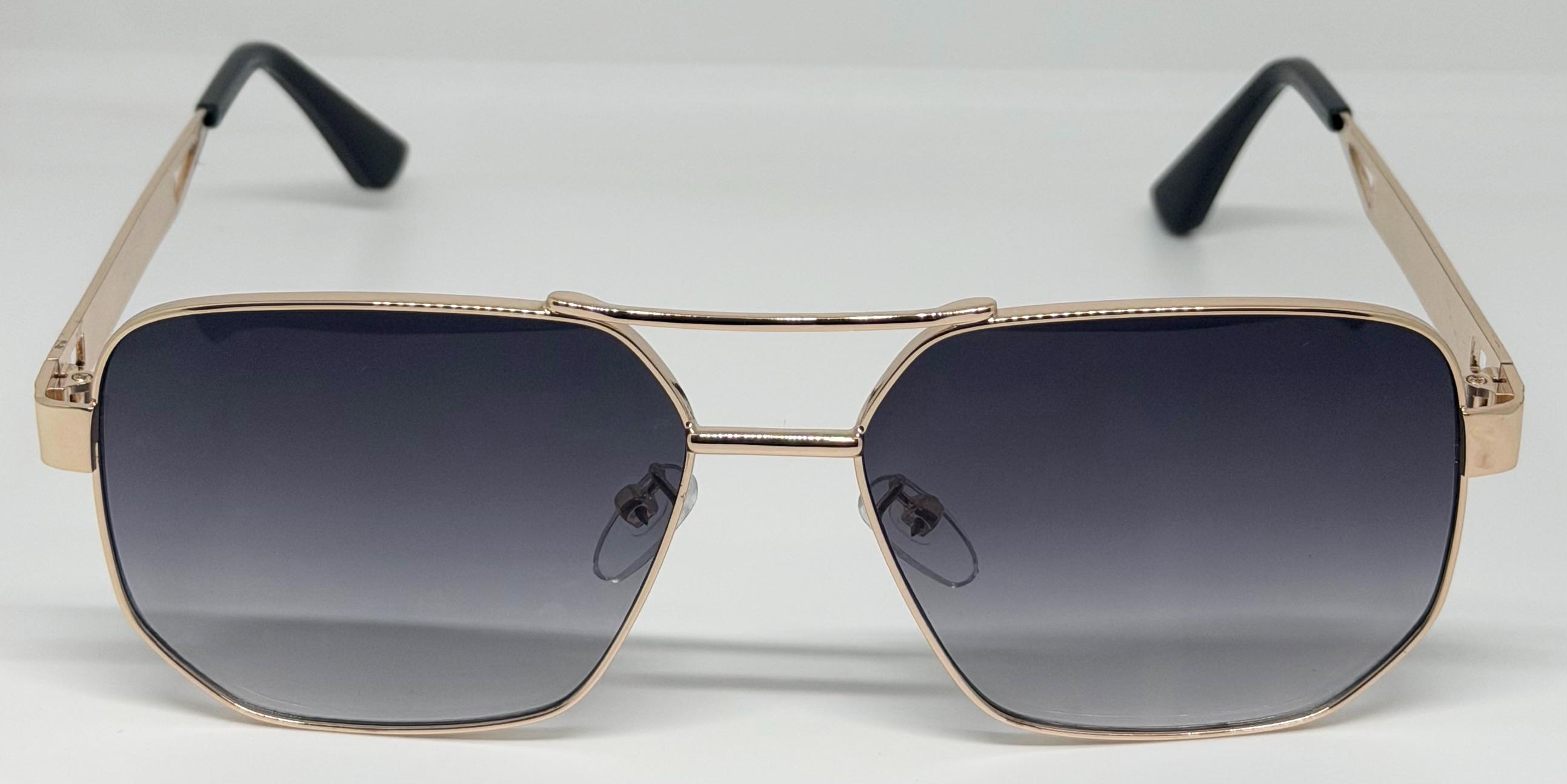 PRADA vintage サングラス プラダ PRADA PRADA サングラス SPR 27Z スクエア型 （16K-08Z/BLACK 小物