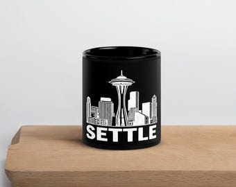 Taza de café divertida – Taza Settle – Taza con humor sarcástico – Taza negra minimalista – Regalo para un amigo