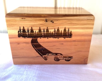 Aangepaste landschapshouten crematie-urn
