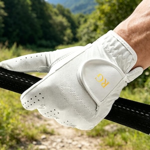 Herrlädergolfhandske med initialer, monogrammärkta golftillbehör, vänsterhänt golfhandske