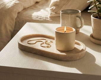 Bandeja minimalista de mármol para joyas, plato ovalado de piedra para tocador, organizador de perfumes beige, decoración moderna para el hogar, accesorio estético para el baño.