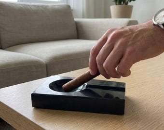 Cenicero de mármol negro, reposapuros individual minimalista de piedra negra, accesorio de lujo para fumadores de piedra para hombres.