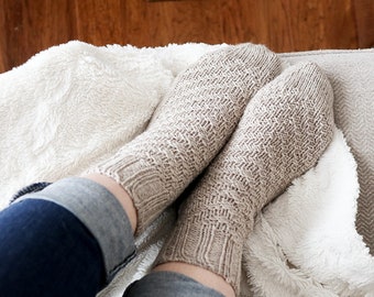 KNITTING PATTERN - Eagle Creek Socks PDF sock knitting pattern