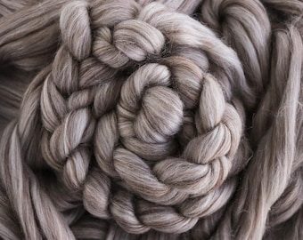 Polwarth, alpaca, seda peinada - 'Vanilla Slice', lana para hilar