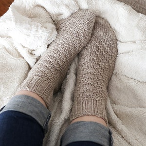 KNITTING PATTERN Eagle Creek Socks PDF sock knitting pattern image 3