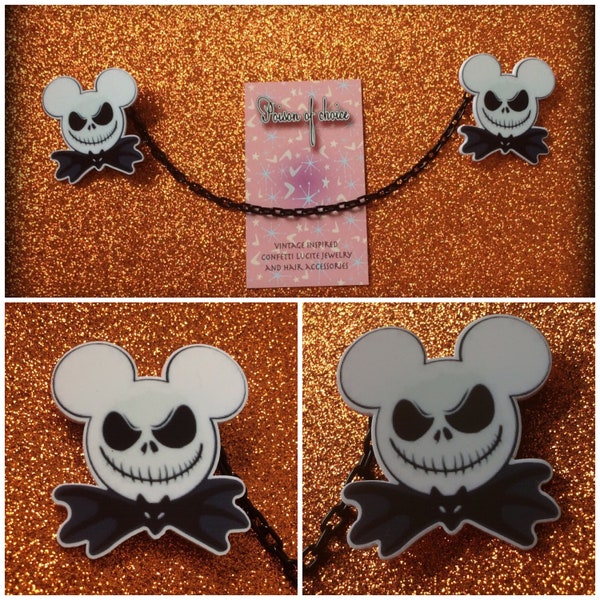 Skellington mouse sweater clips