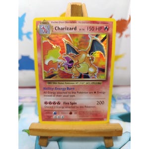 Niestandardowa karta Charizard – XY Evolutions Holo 11/108 – czarna warstwa rdzenia