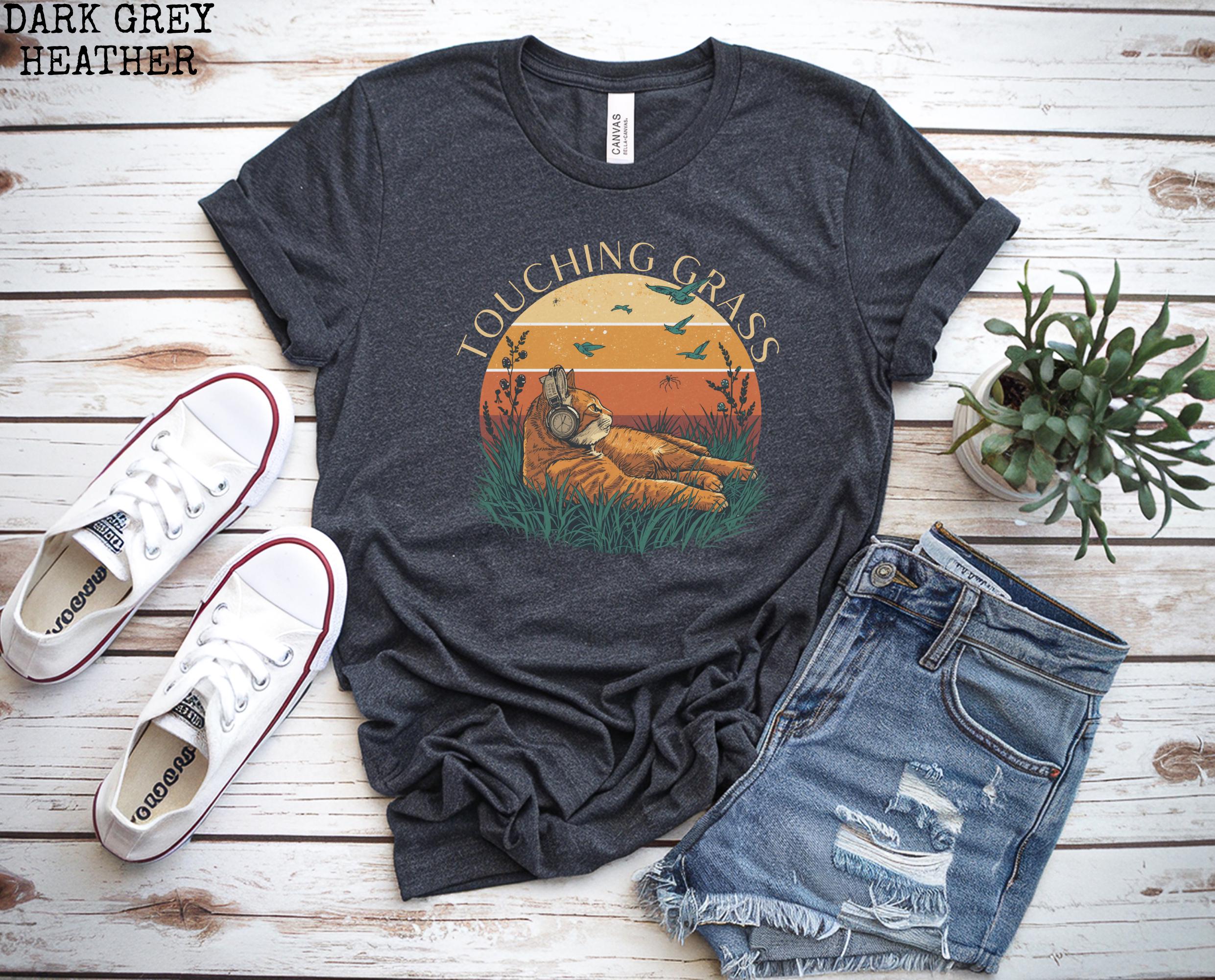 Touching Grass Cat Shirt | Retro Nature Graphic Tee Women | Funny Outdoors Tshirt | Trendy Meme Shirt